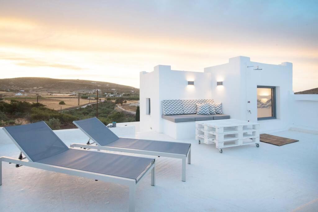 Sunny Studio W.Breathtaking Naxos Views In Isterni Apartment Isterni  Exterior foto