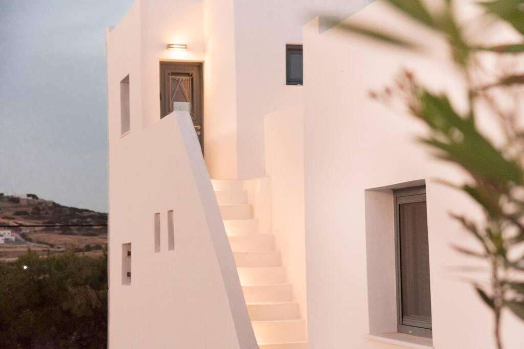 Sunny Studio W.Breathtaking Naxos Views In Isterni Apartment Isterni  Exterior foto