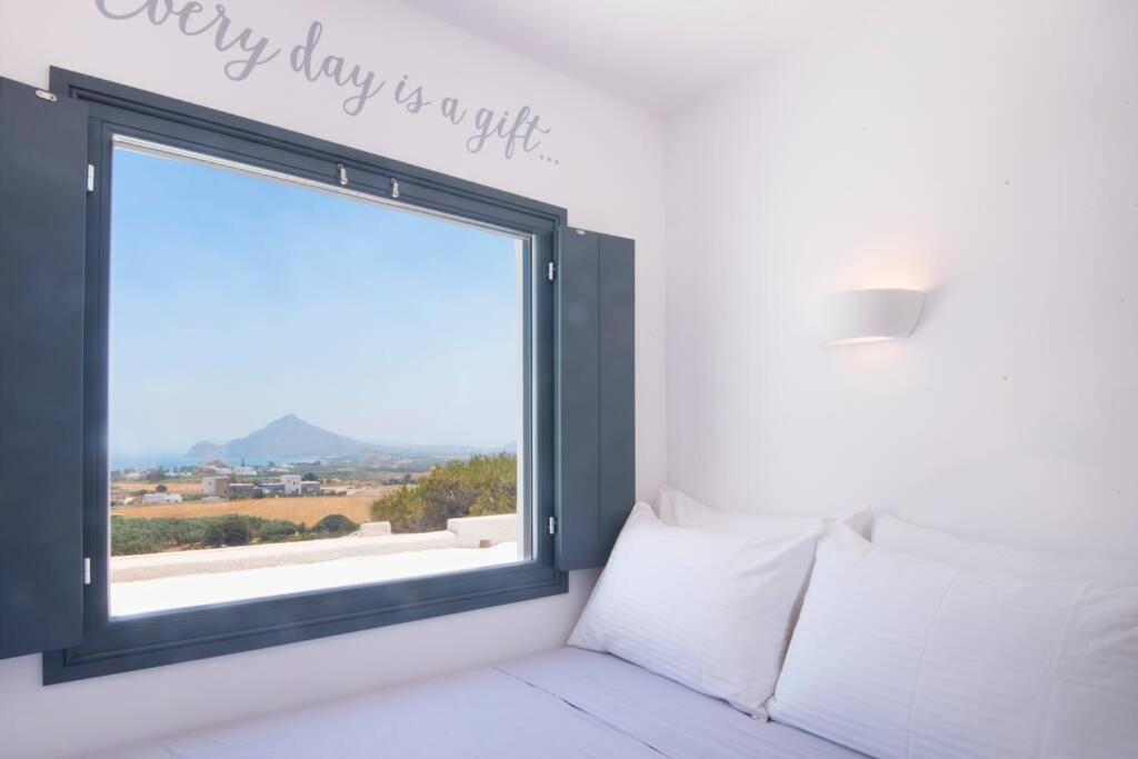 Sunny Studio W.Breathtaking Naxos Views In Isterni Apartment Isterni  Exterior foto